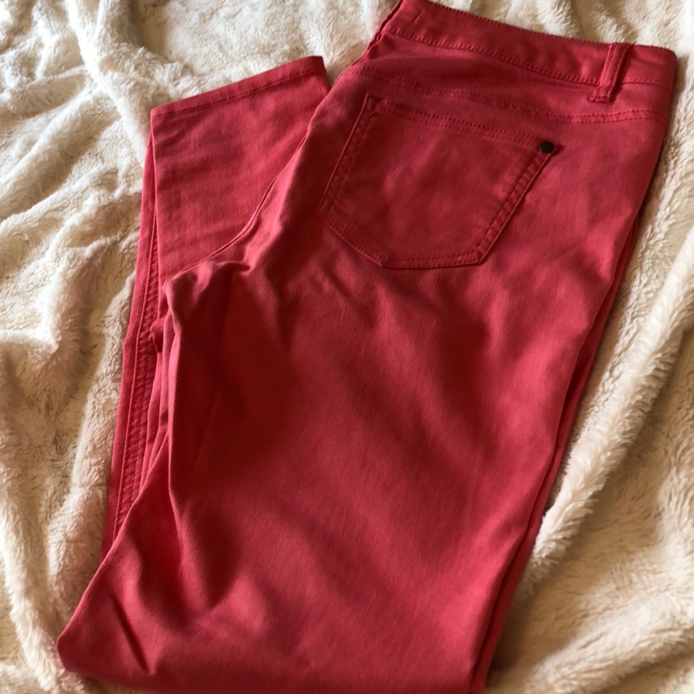 Love, fire skinny pants! Fun!